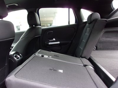 صورة مصغرة 28 لـ 2025 Mercedes-BENZ GLA AMG