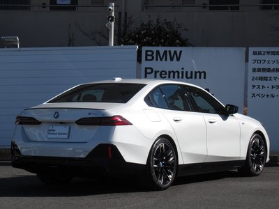 BMW I5 - 5