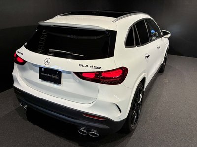 MERCEDES-BENZ GLA AMG - 10