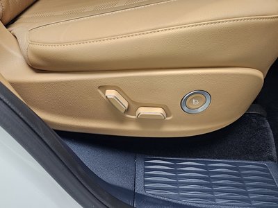 2022 Genesis GV80 thumbnail 26