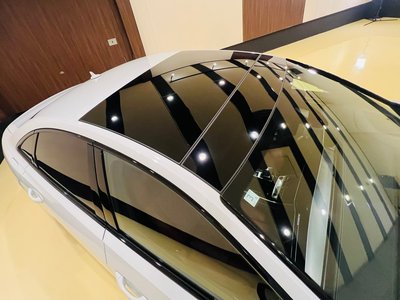 صورة مصغرة 31 لـ 2024 AUDI S8