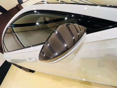 صورة مصغرة 30 لـ 2024 AUDI S8