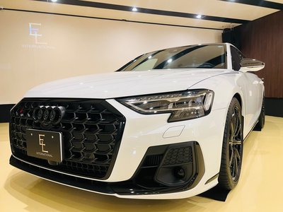 صورة مصغرة 24 لـ 2024 AUDI S8