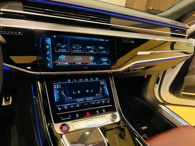 صورة مصغرة 81 لـ 2024 AUDI S8