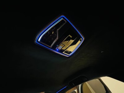 صورة مصغرة 102 لـ 2024 AUDI S8
