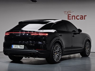صورة 2 لـ 2021 Porsche CAYENNE