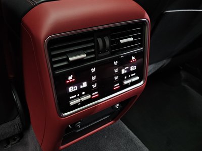 صورة مصغرة 25 لـ 2021 Porsche CAYENNE