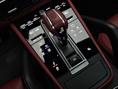 صورة مصغرة 12 لـ 2021 Porsche CAYENNE