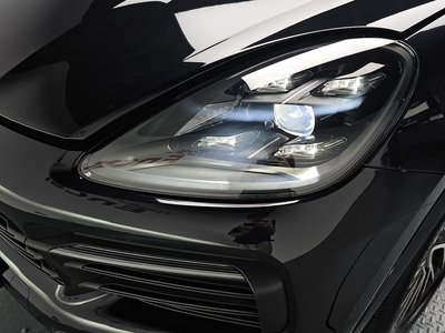 صورة 9 لـ 2021 Porsche CAYENNE