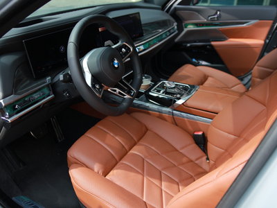 BMW 7 SERIES - 5