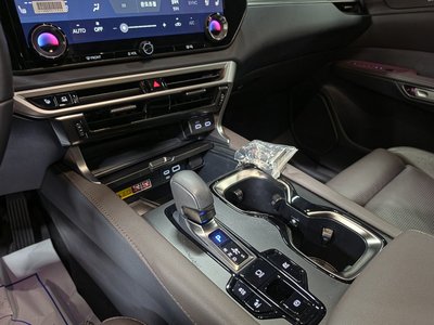 LEXUS RX - 9