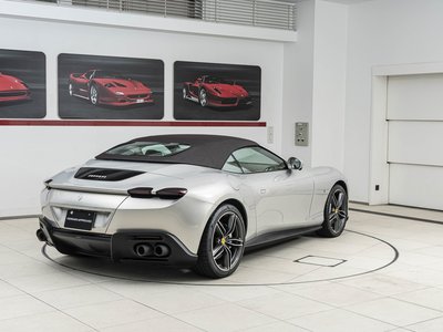 2025 Ferrari ROMA SPIDER — фото 10