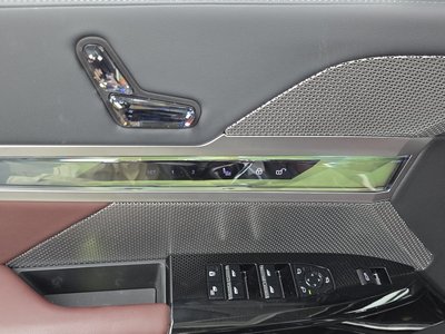2024 BMW 7 SERIES — миниатюра 28