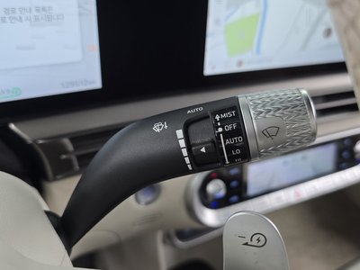 2022 Genesis GV60 — миниатюра 29