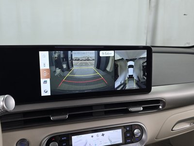 2022 Genesis GV60 — миниатюра 21