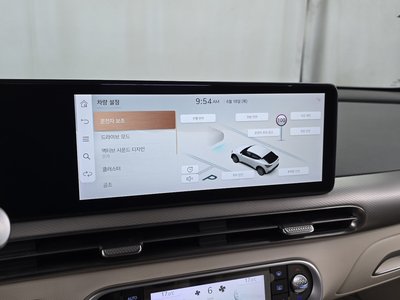 2022 Genesis GV60 — миниатюра 22
