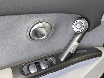 2022 Genesis GV60 — миниатюра 30