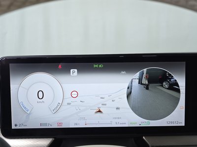 2022 Genesis GV60 — миниатюра 11