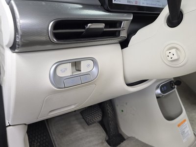 2022 Genesis GV60 — миниатюра 28