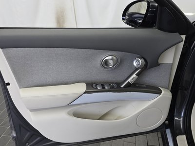 2022 Genesis GV60 — миниатюра 14