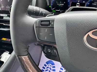2026 Toyota ALPHARD — миниатюра 33