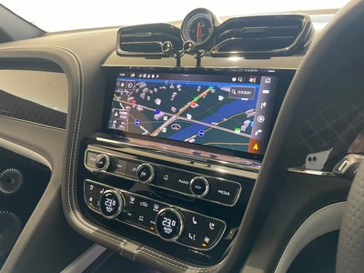 2026 Bentley BENTAYGA — миниатюра 14
