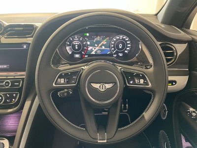 2026 Bentley BENTAYGA — миниатюра 12