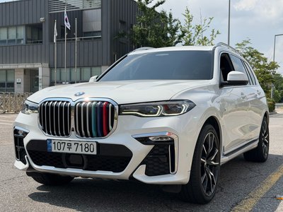 2022 BMW X7 照片 1