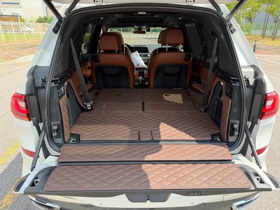 2022 BMW X7 — миниатюра 20