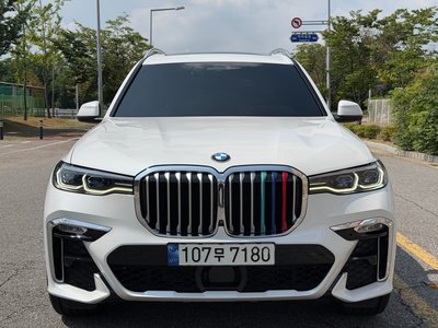 2022 BMW X7 照片 2