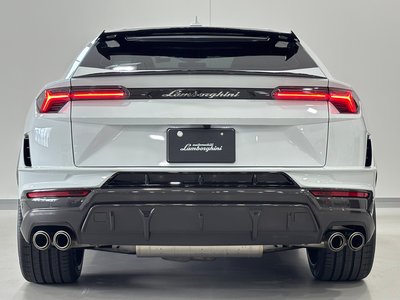 LAMBORGHINI URUS - 6