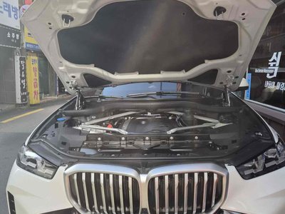 صورة 6 لـ 2023 BMW X5