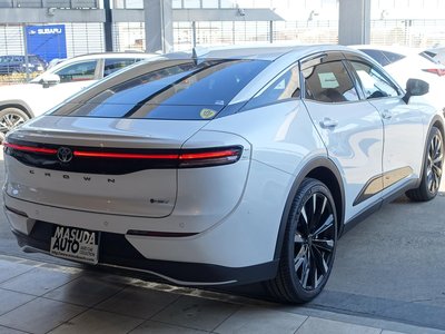 TOYOTA CROWN CROSSOVER - 9