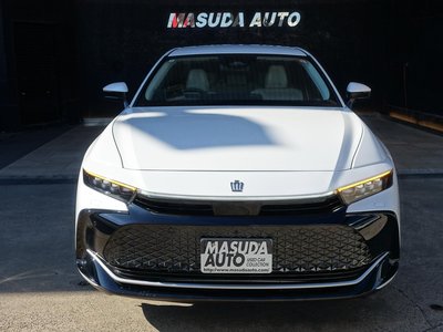 TOYOTA CROWN CROSSOVER - 2