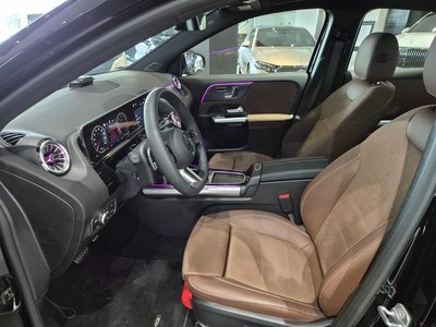 MERCEDES-BENZ GLA - 10