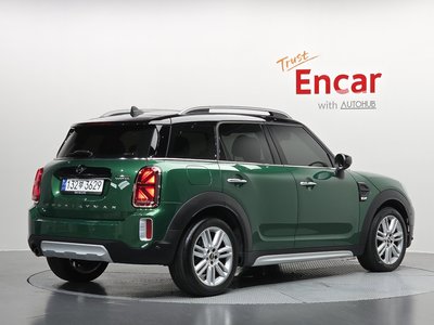 MINI COUNTRYMAN - 4