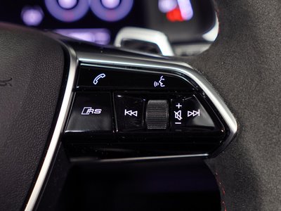 2024 AUDI RS6 AVANT — миниатюра 64