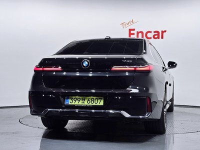 2025 BMW 7 SERIES — фото 4