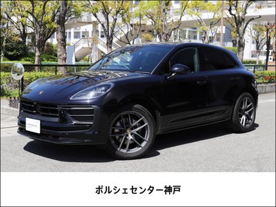 PORSCHE MACAN - 1