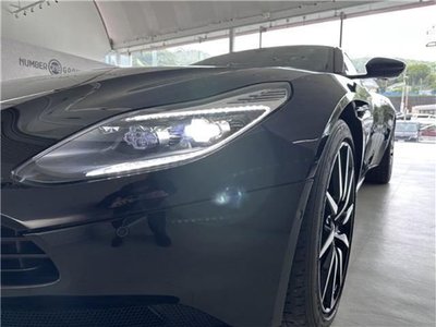 ASTON MARTIN DB11 - 2
