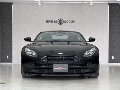ASTON MARTIN DB11 - 6