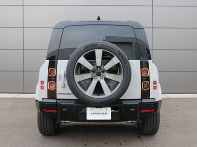 صورة 8 لـ 2026 LAND Rover DEFENDER