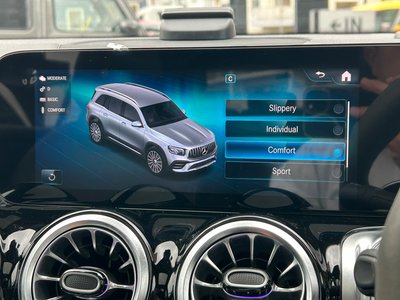 صورة مصغرة 26 لـ 2023 Mercedes-BENZ GLB AMG