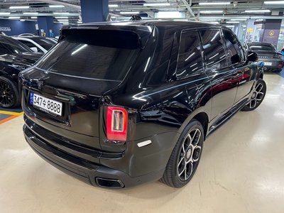 ROLLS-ROYCE CULLINAN - 3