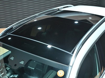 MERCEDES-BENZ GLB - 2