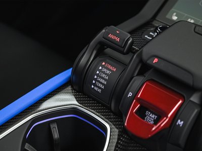 2026 Lamborghini URUS — миниатюра 26
