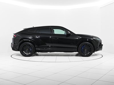 2026 Lamborghini URUS photo 4
