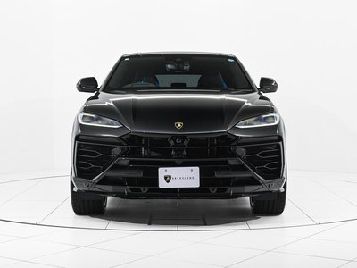 2026 Lamborghini URUS photo 2
