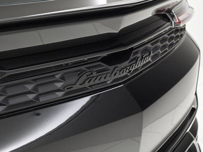 2026 Lamborghini URUS — миниатюра 37