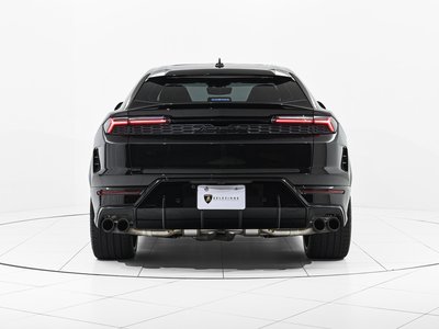 2026 Lamborghini URUS photo 7